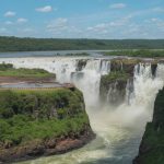 Foz do Iguaçu: turismo de natureza, compras no Paraguai e cultura de fronteira