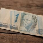 1 real de papel: história, valor e curiosidades da cédula brasileira