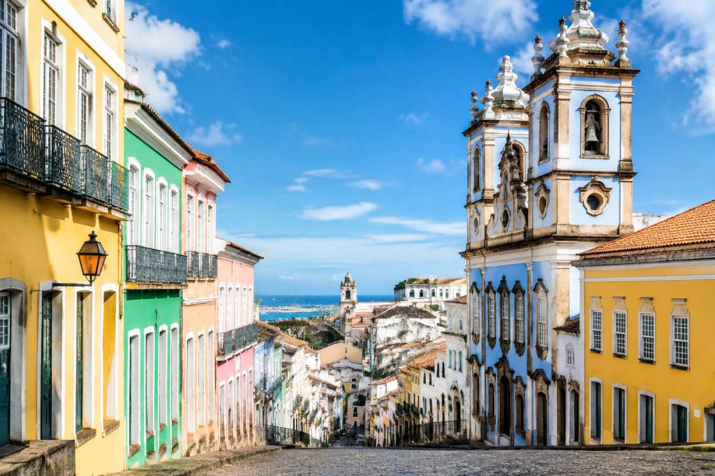 7 portas salvador: história, cultura e o que visitar no bairro 񟿿